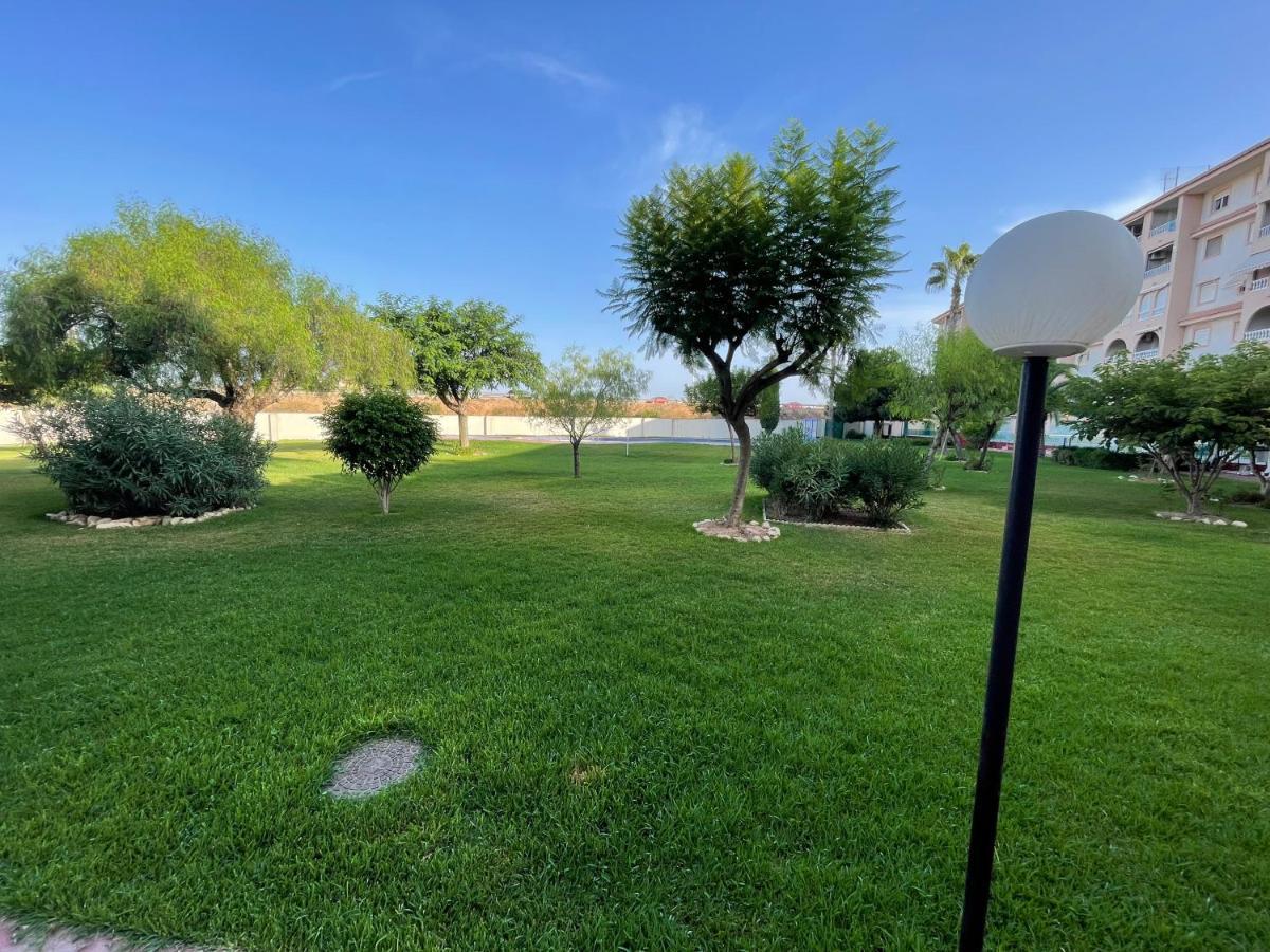 Apartamento exclusivo y central Torrevieja Exterior foto